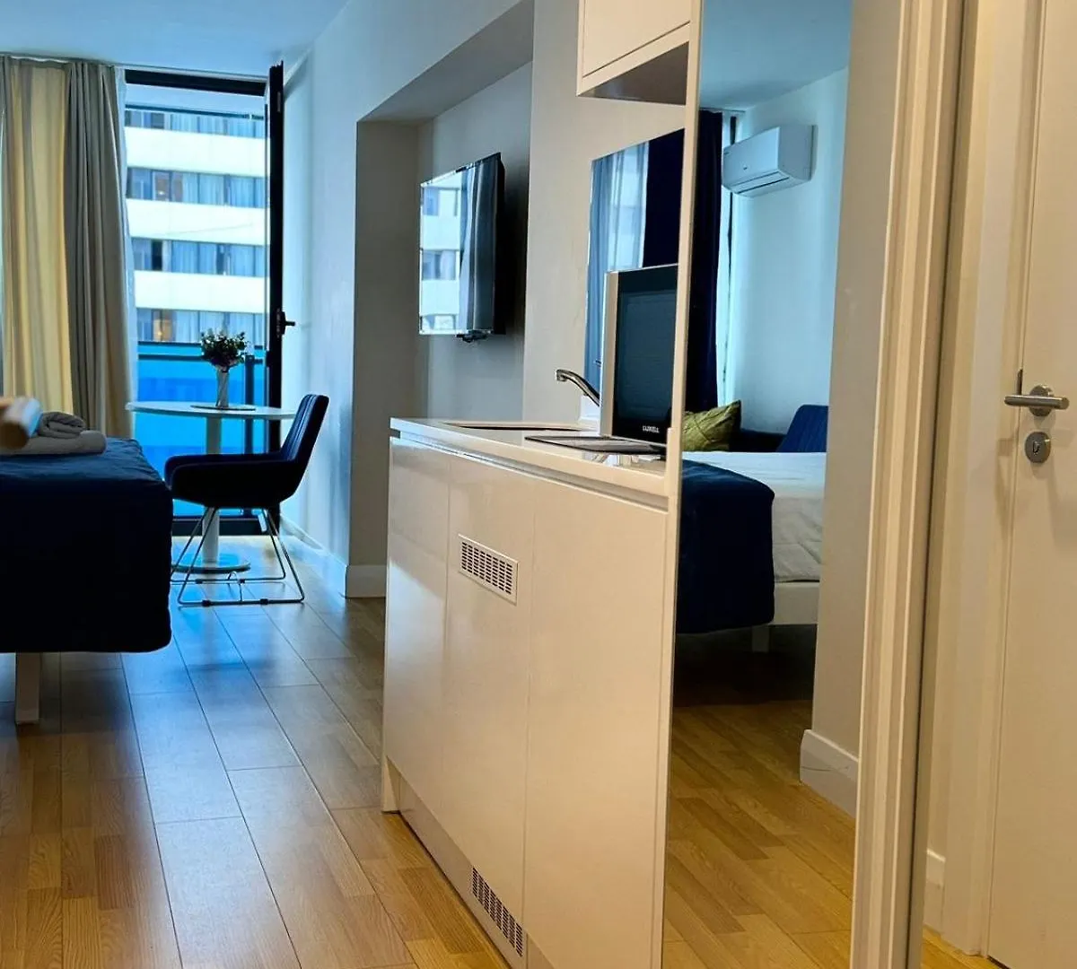Batumi Orbi Apartments Angisa